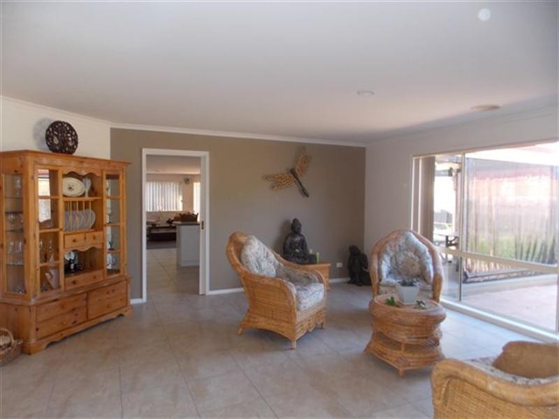 9 Trentham Way, Langwarrin VIC 3910