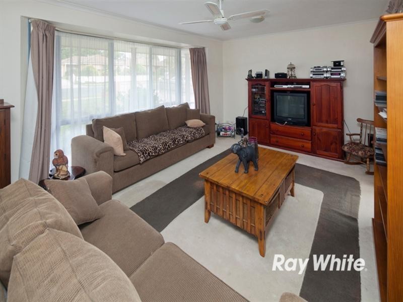 64 Clarendon Drive, Somerville VIC 3912