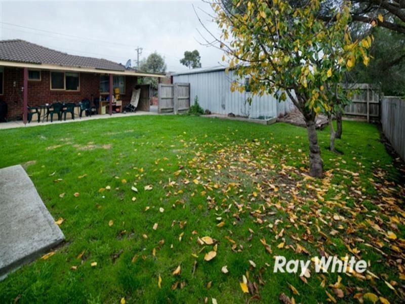 64 Clarendon Drive, Somerville VIC 3912