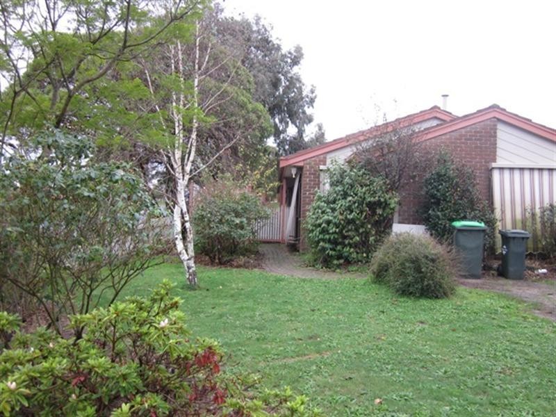 25 Melaleuca Crescent, Langwarrin VIC 3910