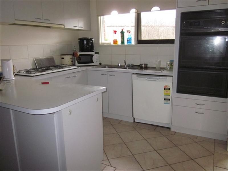 25 Melaleuca Crescent, Langwarrin VIC 3910