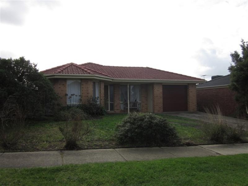 43 Kinlora Drive, Somerville VIC 3912