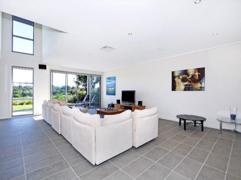 13 Pebble Beach Avenue, Magenta NSW 2261