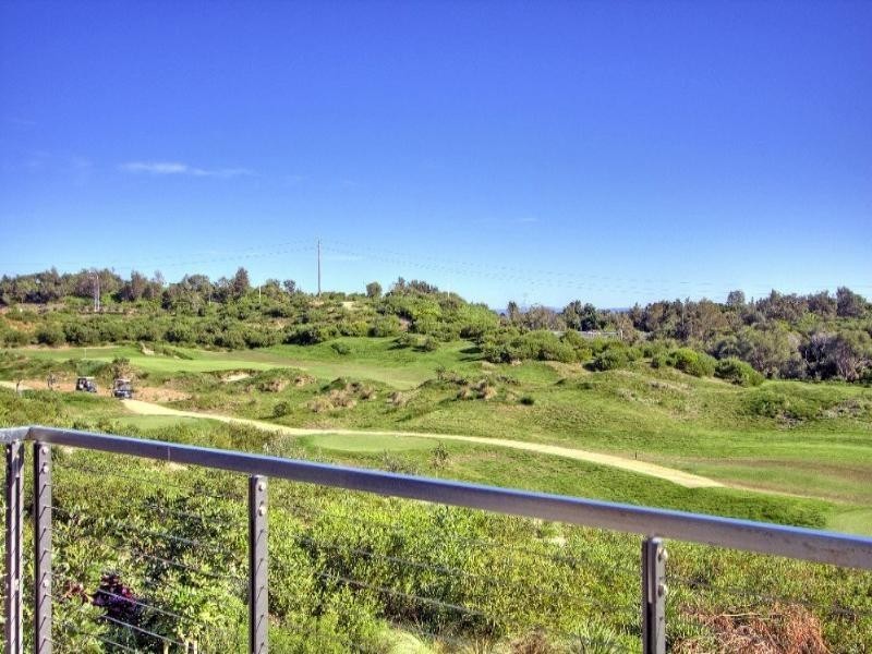 13 Pebble Beach Avenue, Magenta NSW 2261