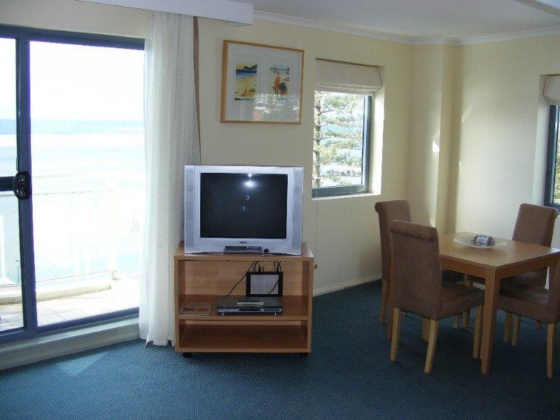 412/89-95 The Entrance Road, The Entrance NSW 2261