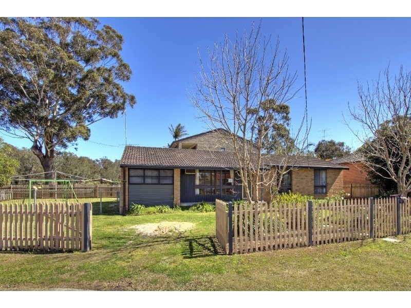 8 Ansell Close, Chittaway Point NSW 2261