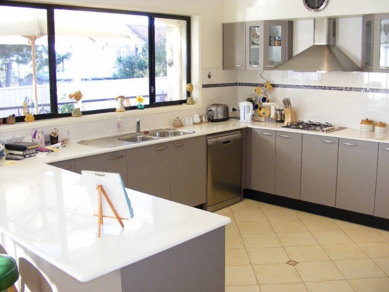 5a Carlyon Street, Killarney Vale NSW 2261