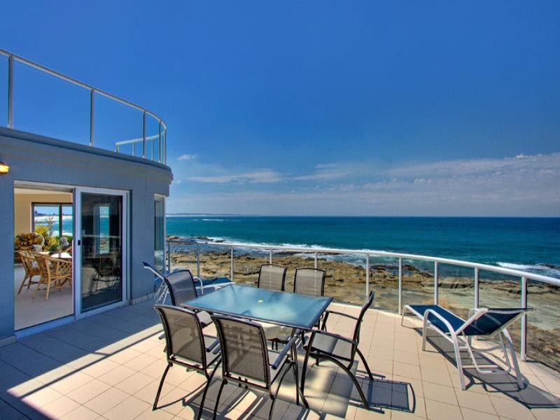 1/120 Ocean Parade, Blue Bay NSW 2261