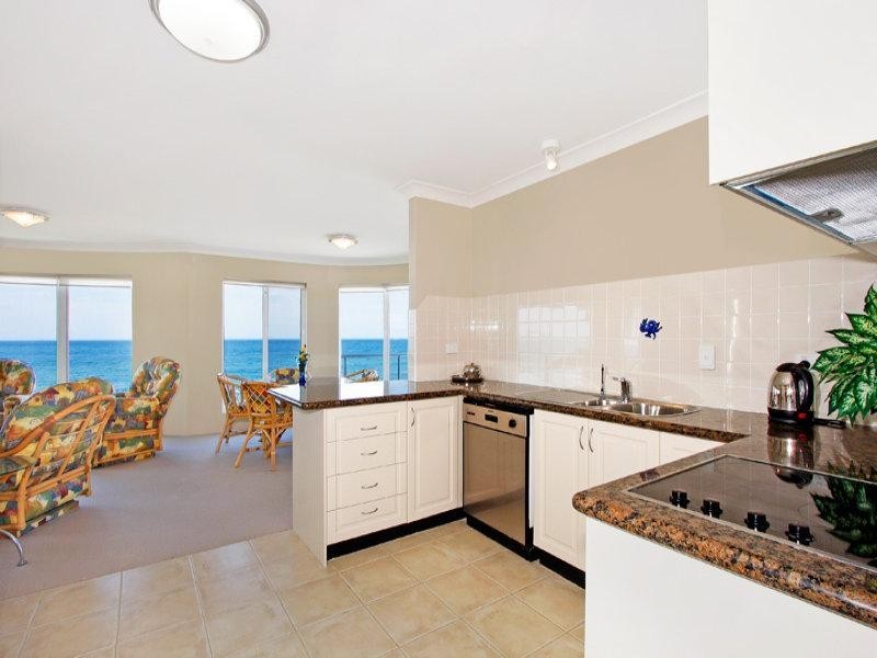 1/120 Ocean Parade, Blue Bay NSW 2261