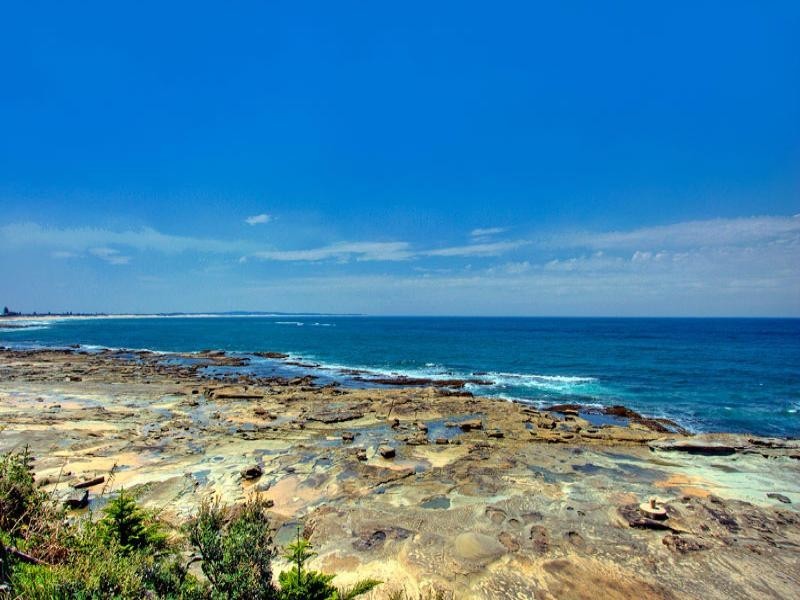 1/120 Ocean Parade, Blue Bay NSW 2261