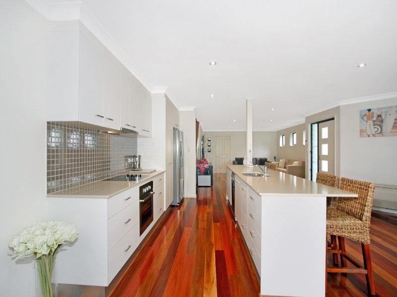 12 Bondi Road, The Entrance NSW 2261