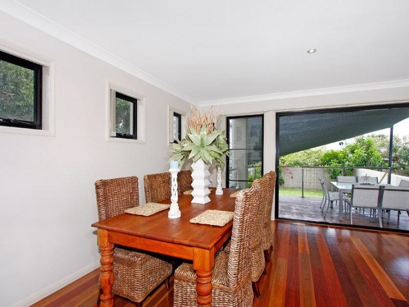 12 Bondi Road, The Entrance NSW 2261