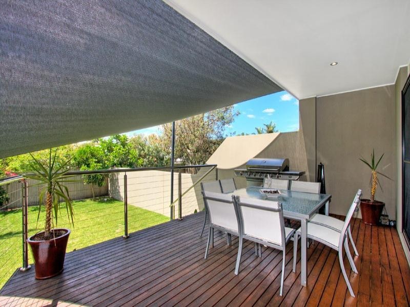 12 Bondi Road, Magenta NSW 2261