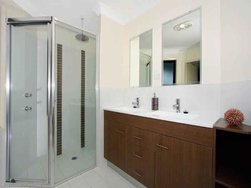 12 Bondi Road, Magenta NSW 2261