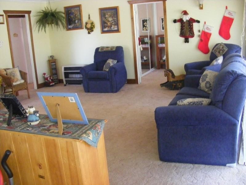 24 Elaine Avenue, Berkeley Vale NSW 2261