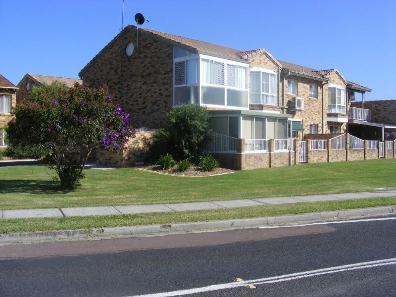 167/15 Lorraine Avenue, Berkeley Vale NSW 2261