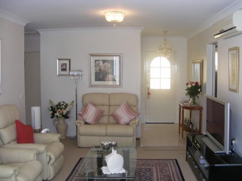 167/15 Lorraine Avenue, Berkeley Vale NSW 2261