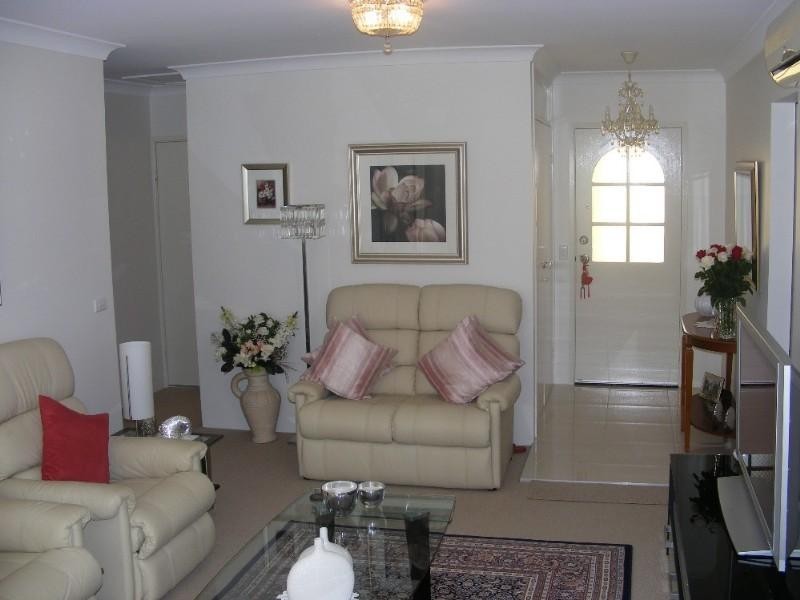 167/15 Lorraine Avenue, Berkeley Vale NSW 2261