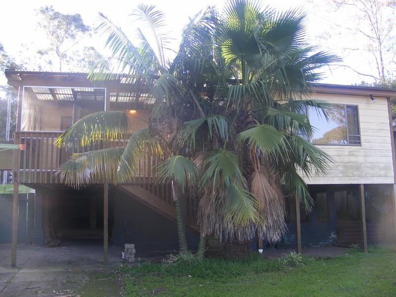 42 Shannon Parade, Berkeley Vale NSW 2261