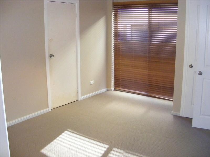 62 Promenade Avenue, Bateau Bay NSW 2261