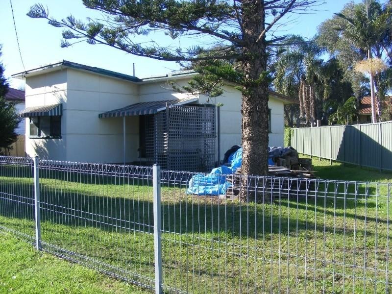 26 Gosford Avenue, The Entrance NSW 2261