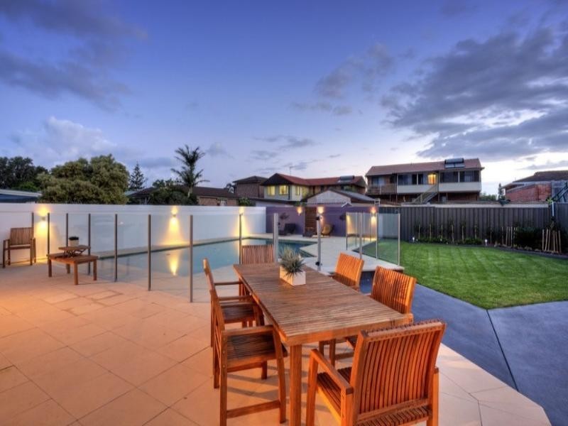 The Entrance North NSW 2261