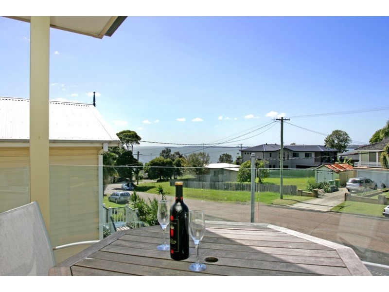 5 Carlyon Street, Killarney Vale NSW 2261