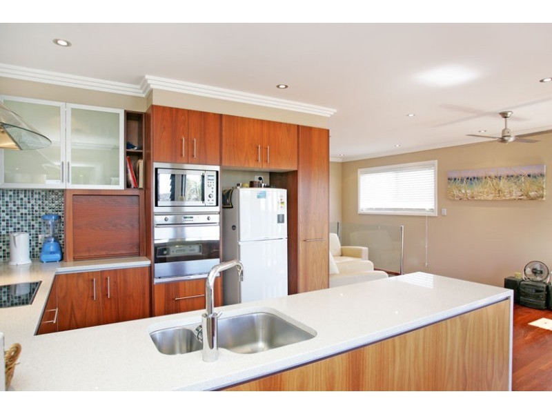 5 Carlyon Street, Killarney Vale NSW 2261