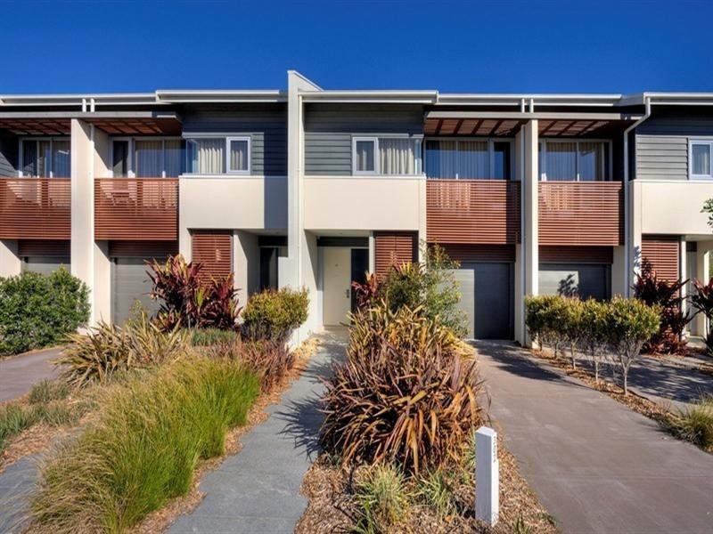 302 Millbrook Place, Magenta NSW 2261