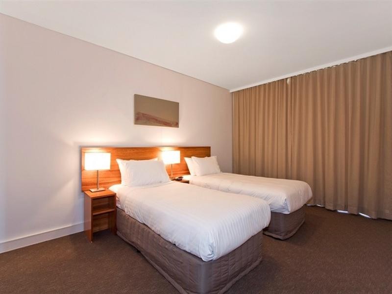 302 Millbrook Place, Magenta NSW 2261