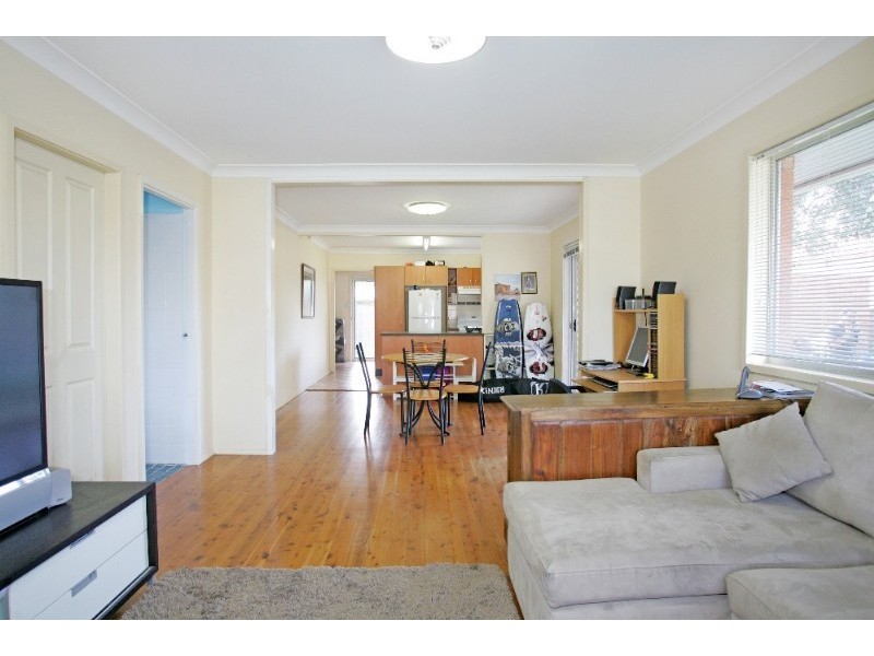 20 Neale Street, Long Jetty NSW 2261