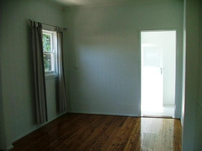 6 Ventura Avenue, Bateau Bay NSW 2261