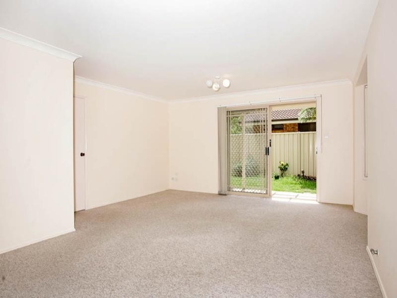 2/19 Bay Road, The Entrance NSW 2261