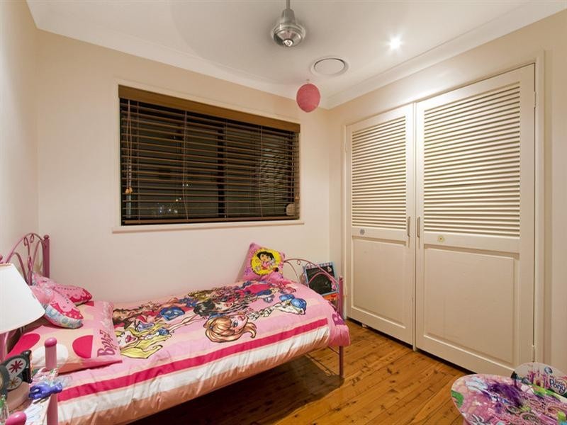 100 Bay Road, Blue Bay NSW 2261