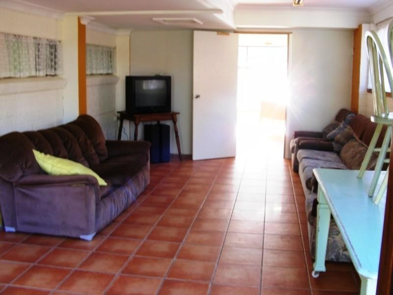 6 Torrens Avenue, The Entrance NSW 2261