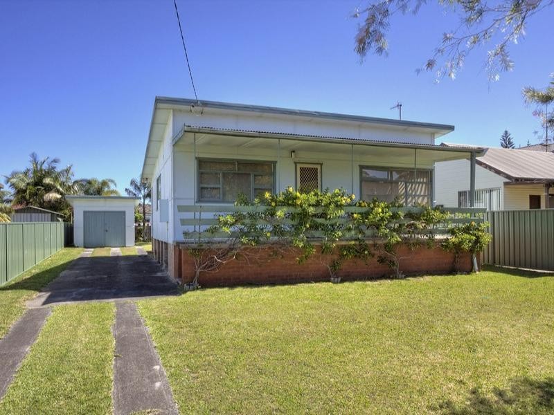 9 Coogee Street, The Entrance North NSW 2261