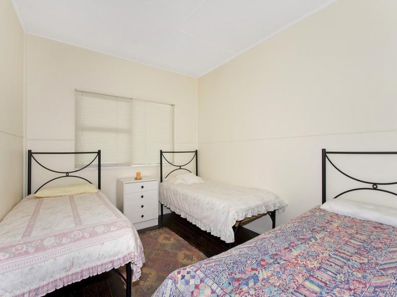 9 Coogee Street, The Entrance North NSW 2261