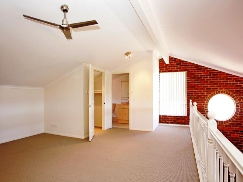 1/5 Gordon Road, Long Jetty NSW 2261