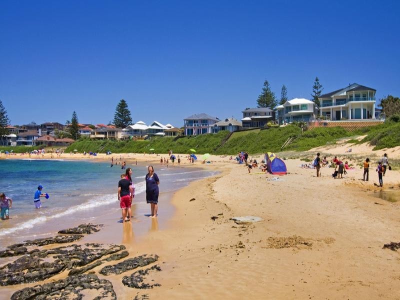 2 Werrina Parade, Blue Bay NSW 2261