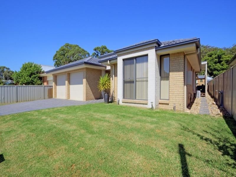 24 Marlborough Place, Berkeley Vale NSW 2261