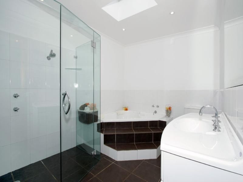 7 Oaks Avenue, Long Jetty NSW 2261