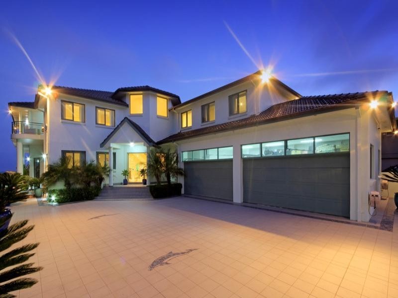 2 Werrina Parade, Toowoon Bay NSW 2261