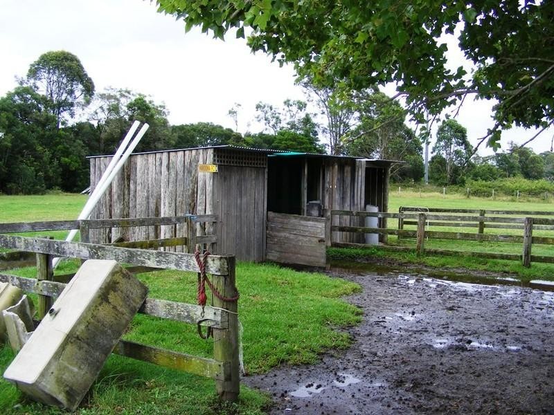 15 Canntree Road, Chittaway Point NSW 2261