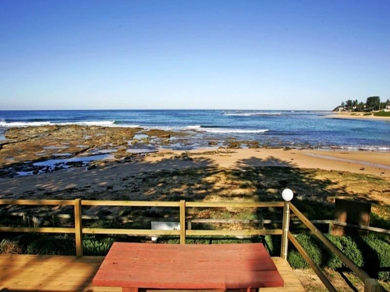 Blue Bay NSW 2261