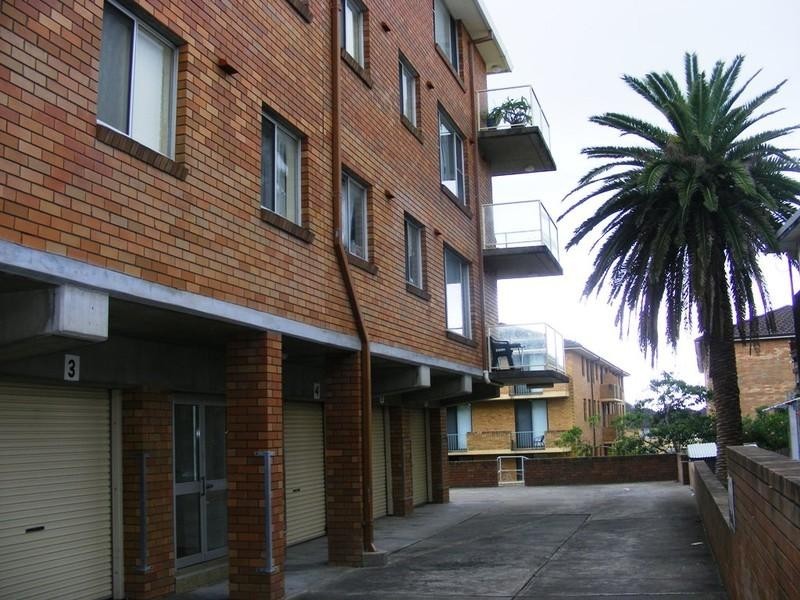 2/8 Bayview Avenue, The Entrance NSW 2261
