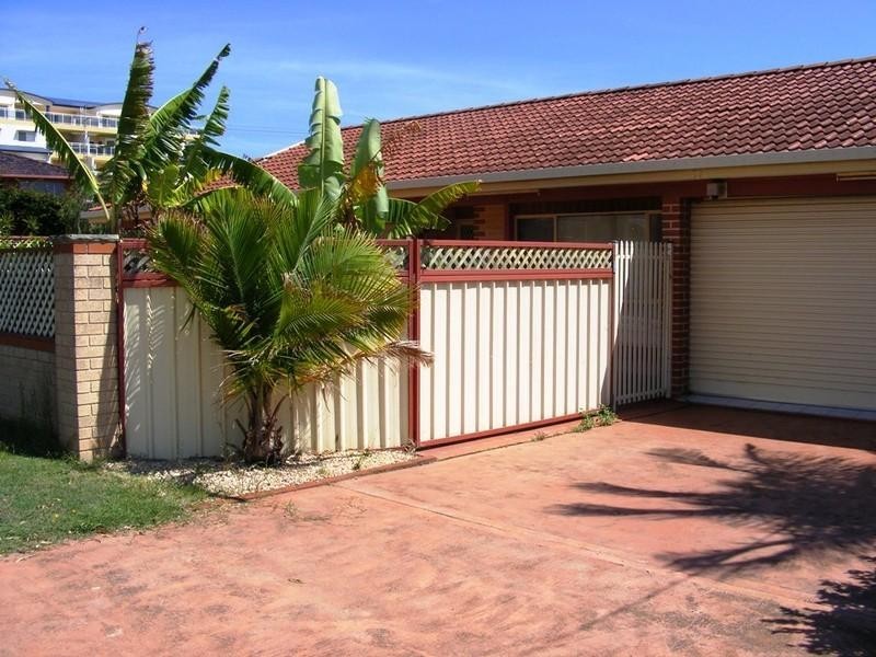 16 Armidale Street, The Entrance NSW 2261