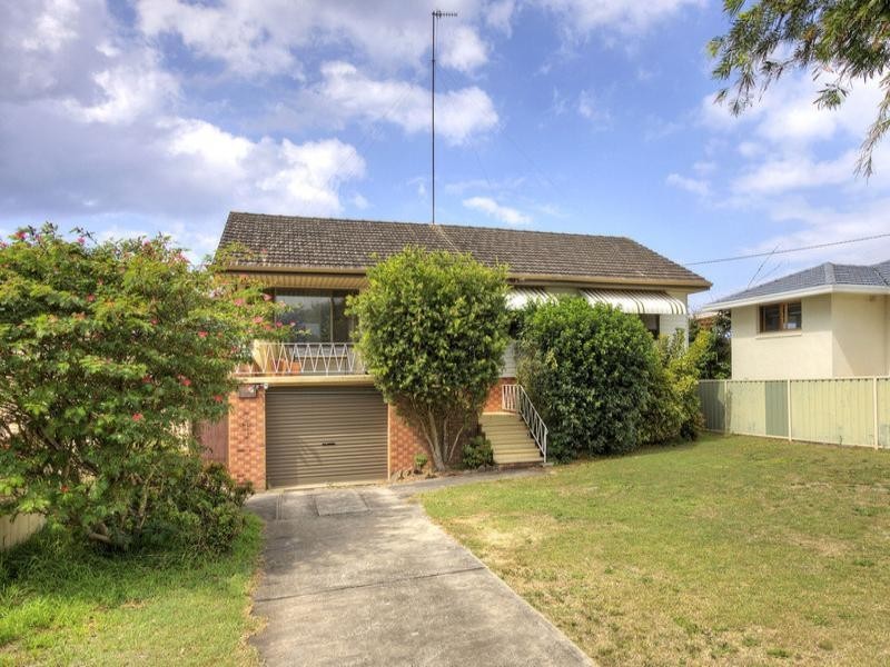 80 Bay Road, Blue Bay NSW 2261