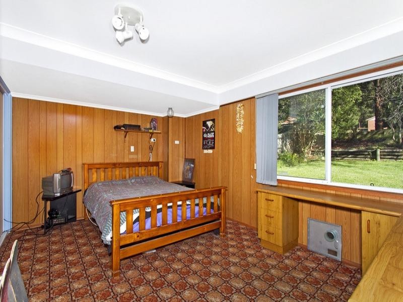 51 Hillside Drive, Berkeley Vale NSW 2261