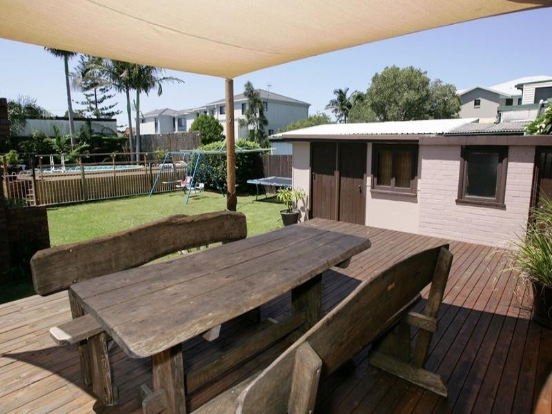 6 Bondi Road, The Entrance North NSW 2261