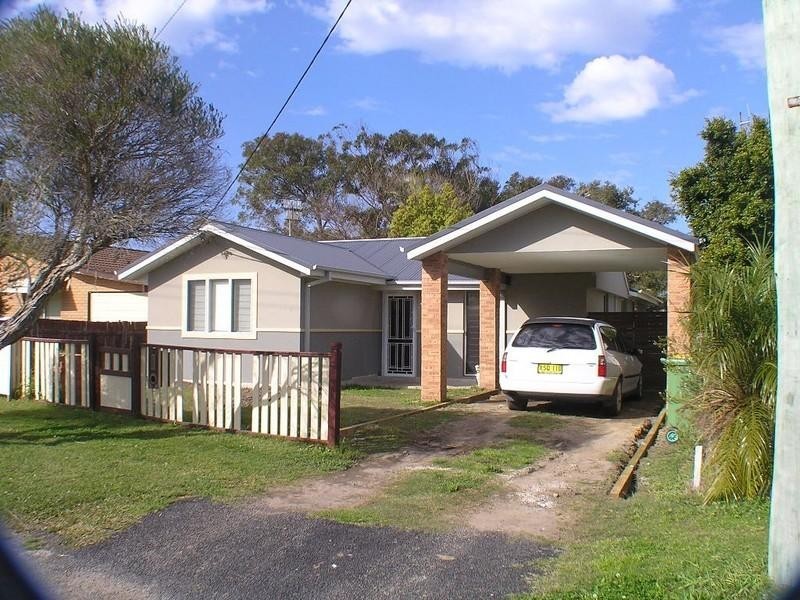 22 Rhodin Drive, The Entrance NSW 2261